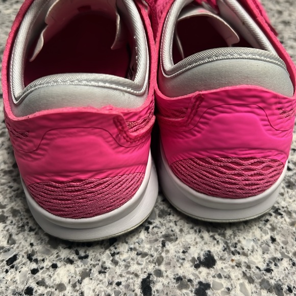 Nike Zoom Fit Womens Pink Lace Up Trainer - Picture 6 of 8